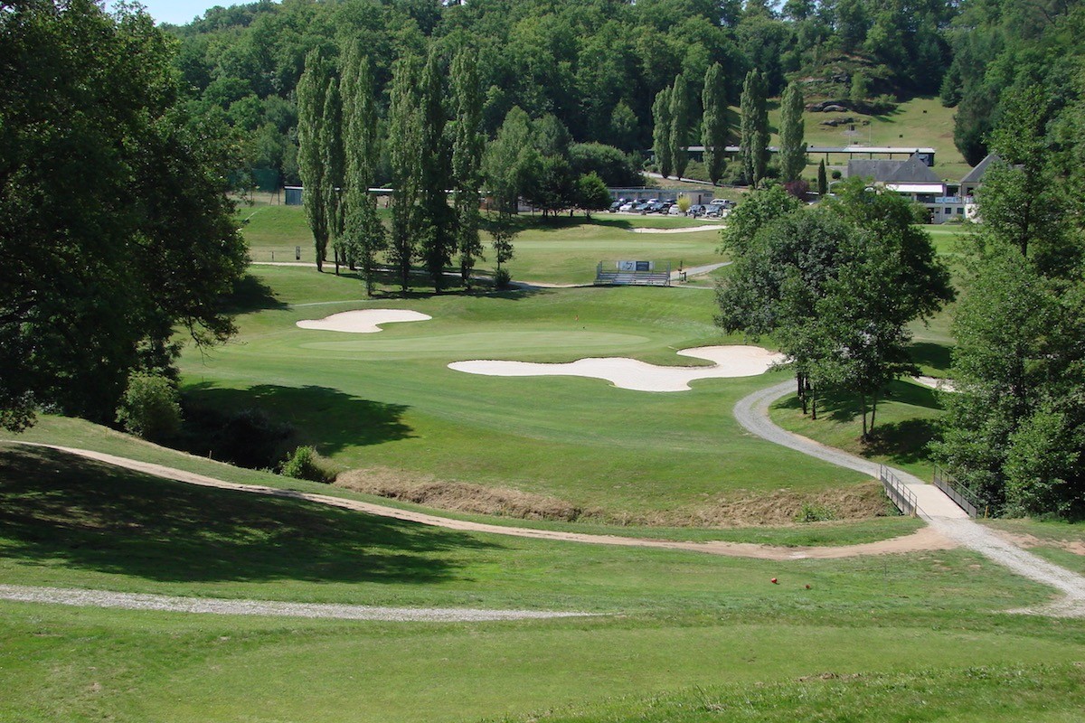 CAB Golf Brive | Dordogne Travel Guide